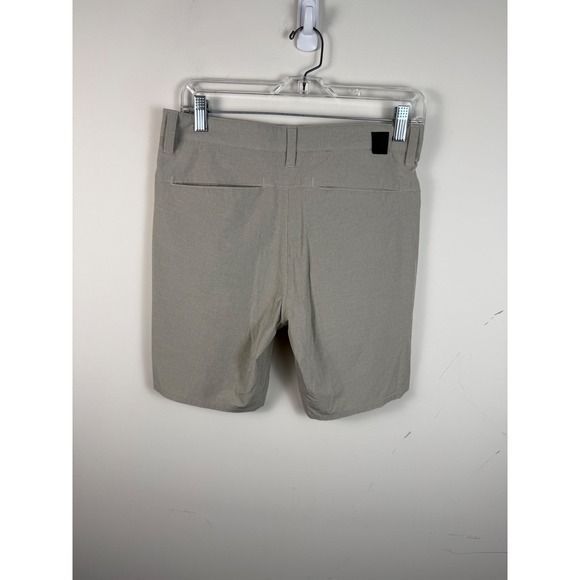 Vuori Aim Shorts Mens 28 Khaki Tan V368 Performance Golf Travel Casual Shorts - Picture 2 of 6